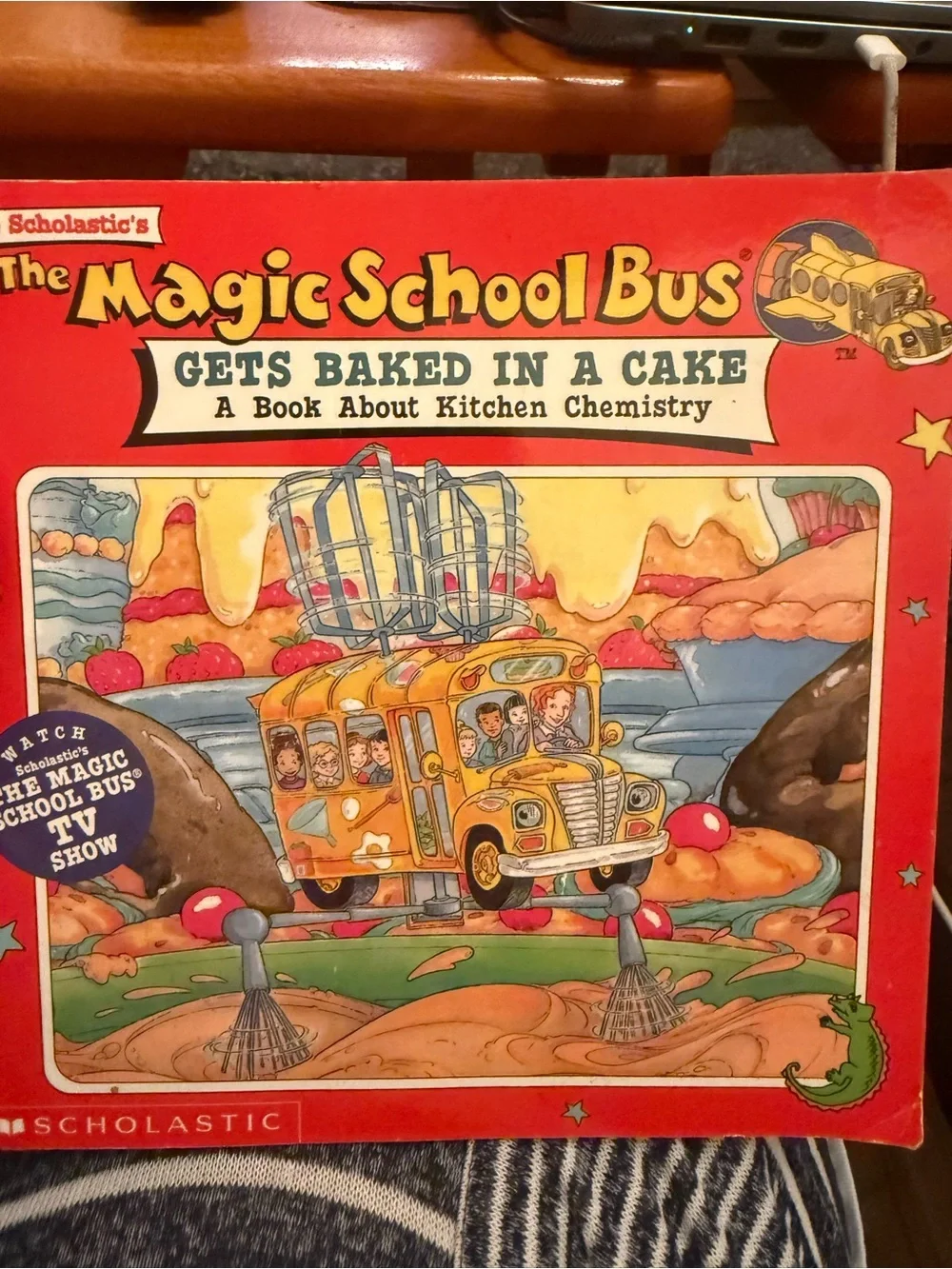 Scholastic The Magic School Bus Kids Paperback Book